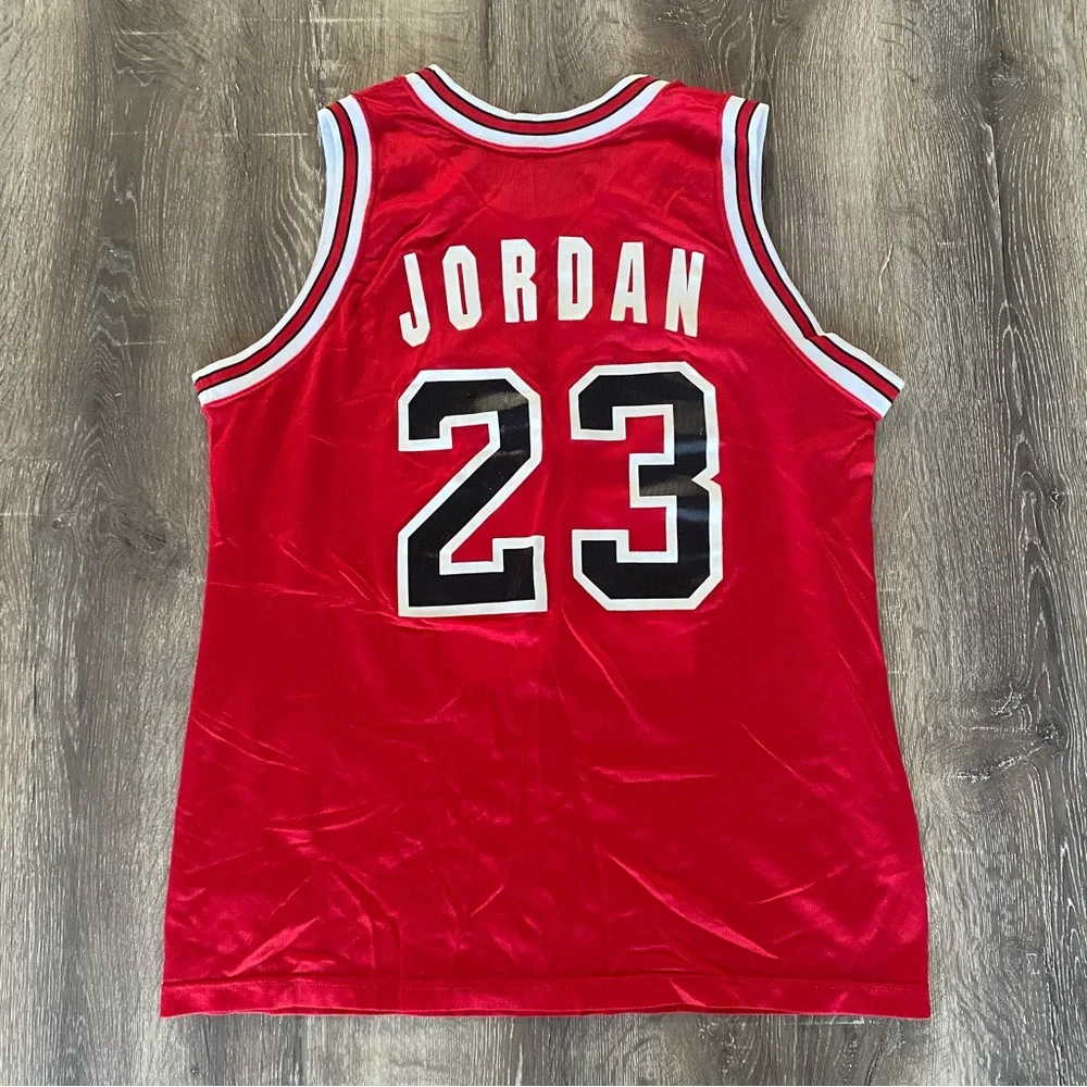 Michael Jordan True Vintage 90s Chicago Bulls Champion Jersey - Picture 9 of 13
